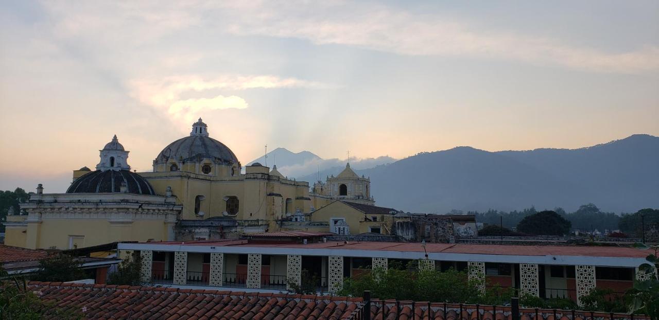 Hotel Real Antigua Kültér fotó